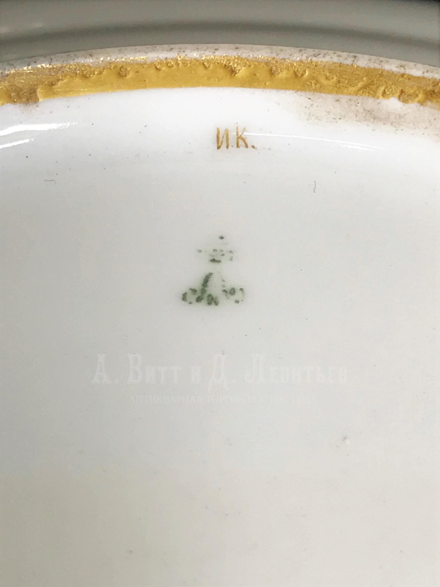 Императорская русская антикварная тарелка с птицами Александр Второй